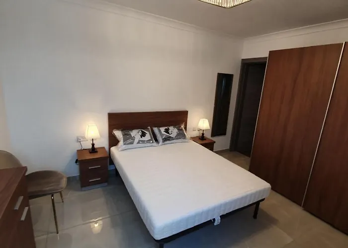 Lägenhet Marina View