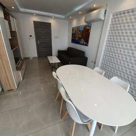 Marina View Apartment *